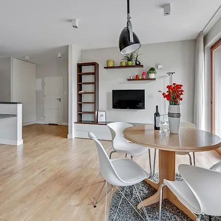 Luxury Bianco Apartament Apartment