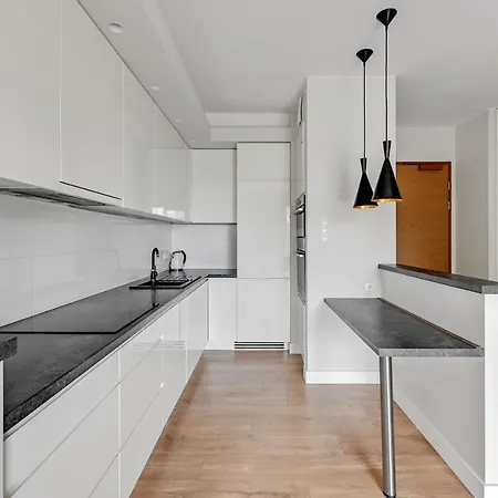 Luxury Bianco Apartament Apartment *